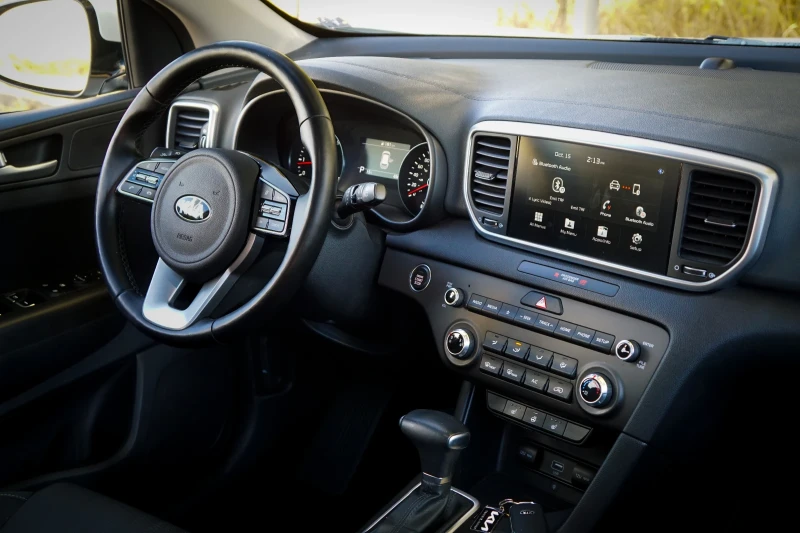 Kia Sportage Kia Sportage 2.4 бензин, автоматик, 2022 г. Каско, снимка 10 - Автомобили и джипове - 52642162