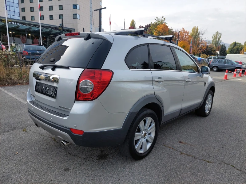 Chevrolet Captiva 2, 0d 150ps 4x4 КОЖА, снимка 4 - Автомобили и джипове - 52130961
