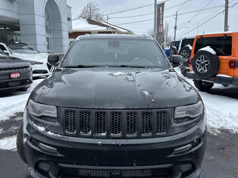 Jeep Grand cherokee * SRT8* CARFAX * БЕЗ ПЪРВОНАЧАЛНА ВНОСКА, снимка 2 - Автомобили и джипове - 52791870