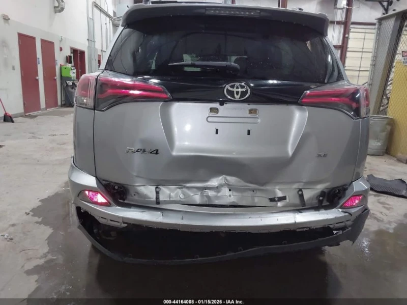 Toyota Rav4 2.5l Se, снимка 6 - Автомобили и джипове - 53396972