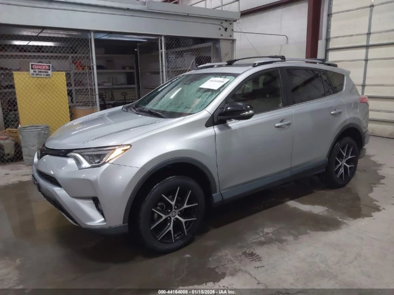 Toyota Rav4 2.5l Se, снимка 2 - Автомобили и джипове - 53396972