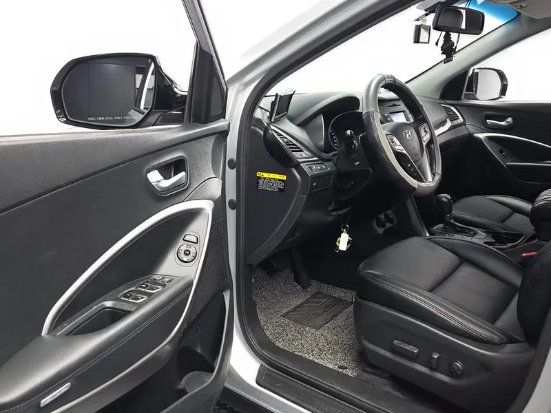 Hyundai Santa fe 2.0 2WD MODERN, снимка 10 - Автомобили и джипове - 55796448
