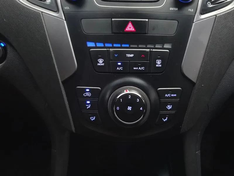 Hyundai Santa fe 2.0 2WD MODERN, снимка 16 - Автомобили и джипове - 55796448