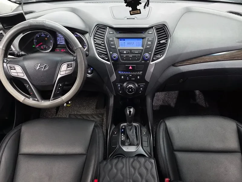 Hyundai Santa fe 2.0 2WD MODERN, снимка 7 - Автомобили и джипове - 55796448