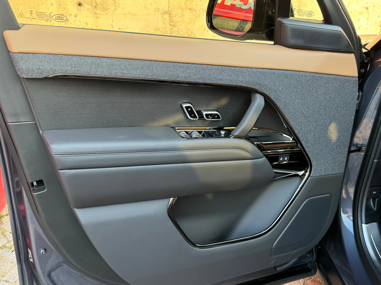 Land Rover Range Rover Sport D350 AUTOBIOGRAPHI/PANO/360 /TV/LED/ NEW!!! | Mobile.bg   12