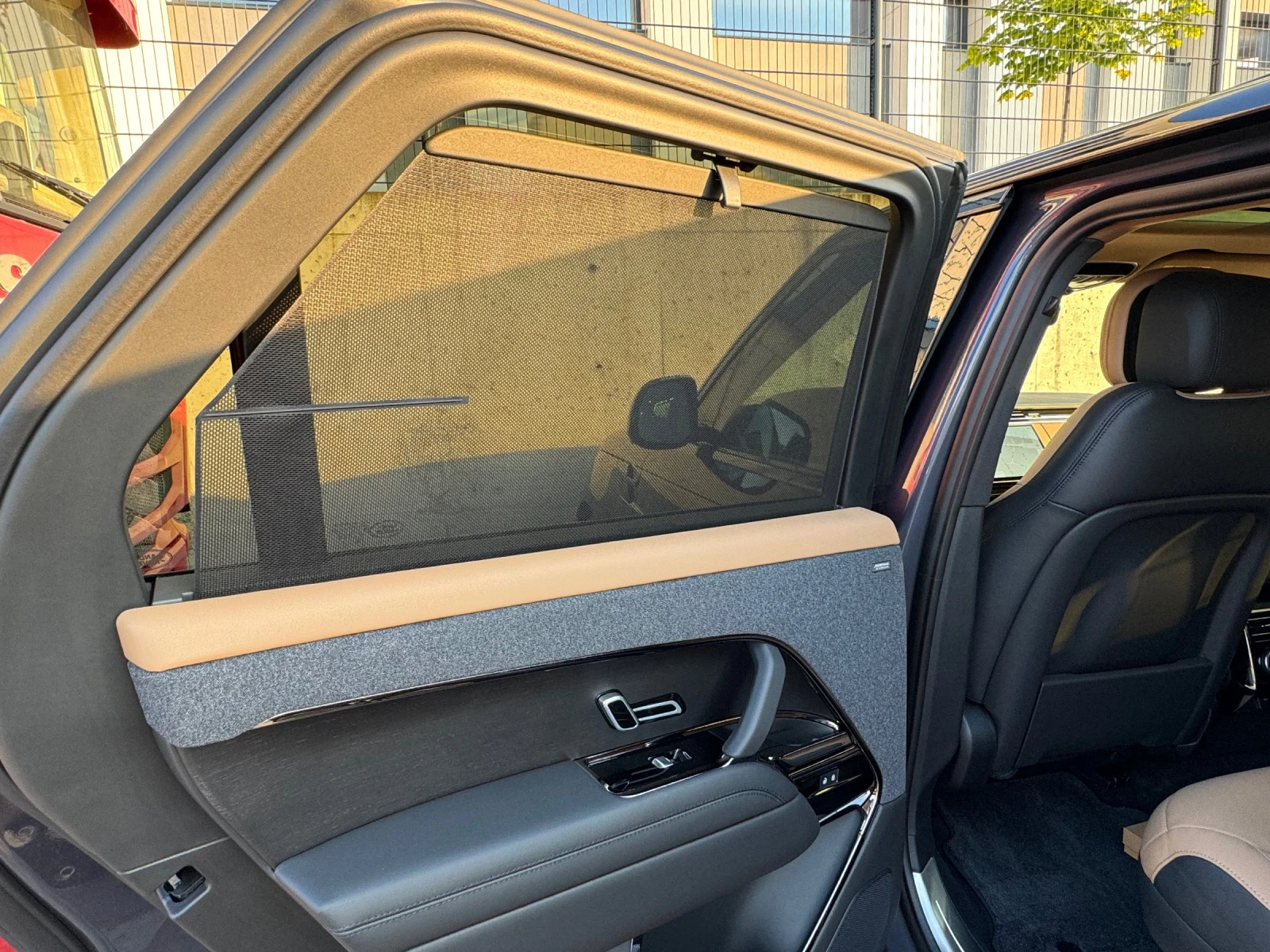 Land Rover Range Rover Sport D350 AUTOBIOGRAPHI/PANO/360 /TV/LED/ NEW!!! | Mobile.bg   15