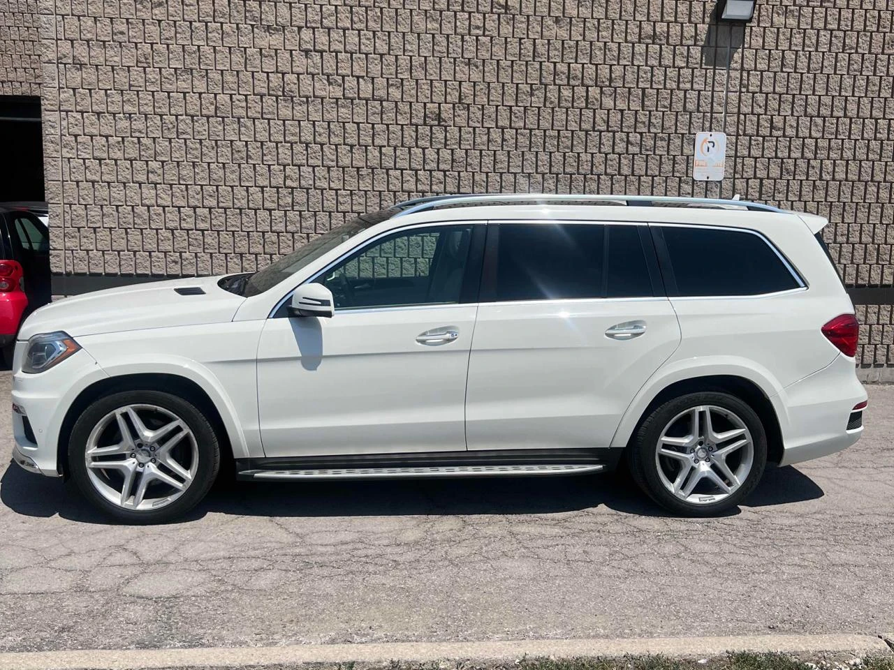 Mercedes-Benz GL 350 Bluetec* 4MATIC* AMG-pack* Harman* TV* Подгрев* Па - изображение 2
