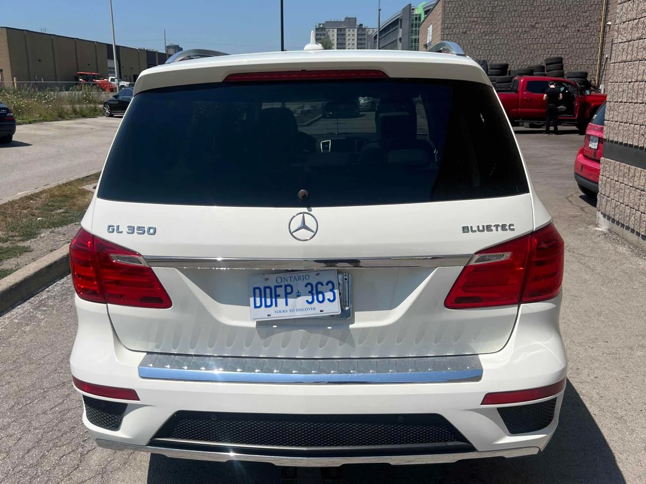 Mercedes-Benz GL 350 Bluetec* 4MATIC* AMG-pack* Harman* TV* Подгрев* Па - изображение 4