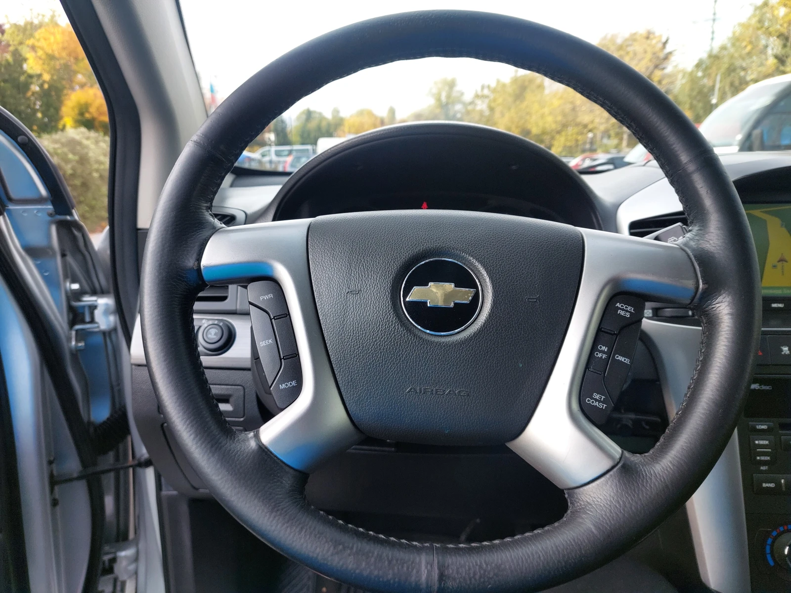 Chevrolet Captiva 2, 0d 150ps 4x4 КОЖА - изображение 10