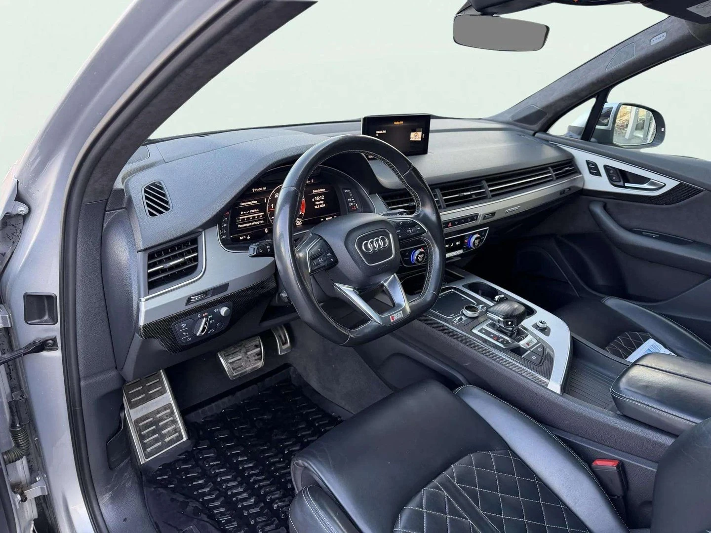 Audi SQ7, снимка 7 - Автомобили и джипове - 55203152