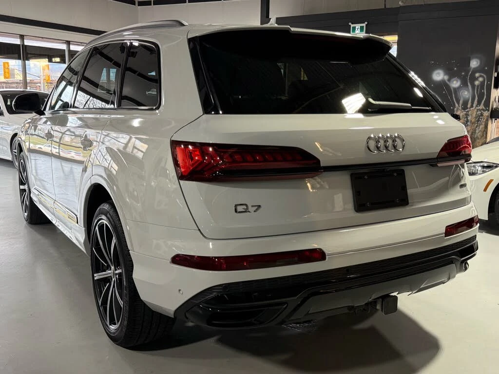 Audi Q7 * АвтоКредит * (ЦЕНА ДО БГ), снимка 3 - Автомобили и джипове - 54257694