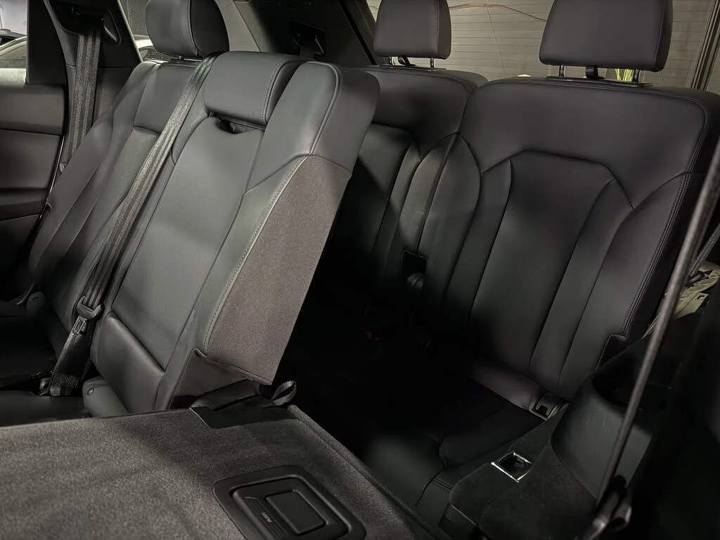 Audi Q7 * АвтоКредит * (ЦЕНА ДО БГ), снимка 16 - Автомобили и джипове - 54257694