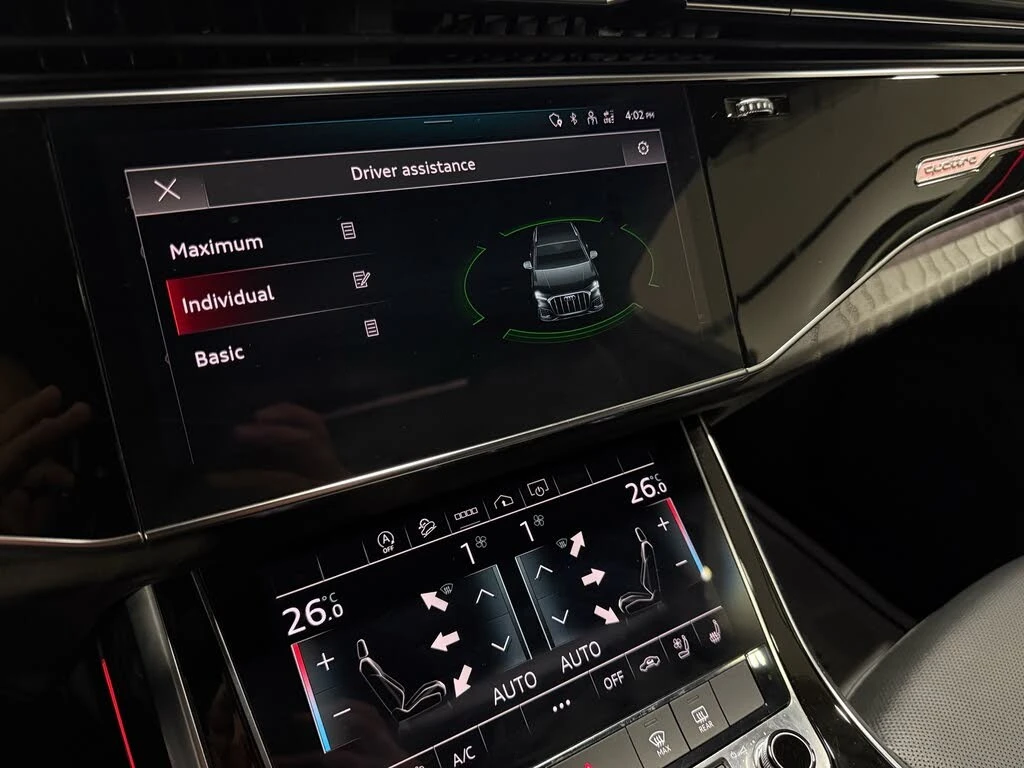 Audi Q7 * АвтоКредит * (ЦЕНА ДО БГ), снимка 13 - Автомобили и джипове - 54257694