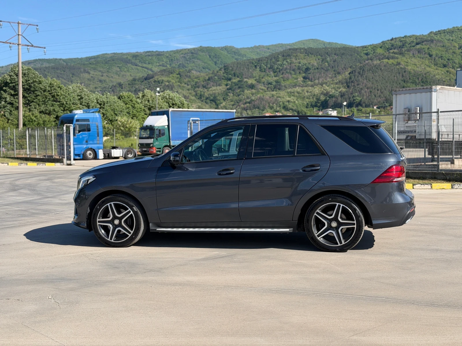 Mercedes-Benz GLE 350 Amg line 9G Tronic , снимка 4 - Автомобили и джипове - 54528720