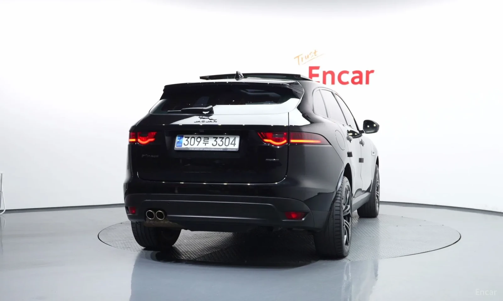Jaguar F-PACE 2.0D Prestige, снимка 4 - Автомобили и джипове - 55048260