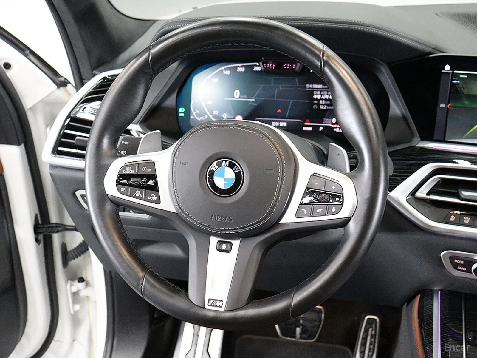 BMW X7 40I* XDRIVE* M-SPORT* 60000km!!!, снимка 14 - Автомобили и джипове - 55049679