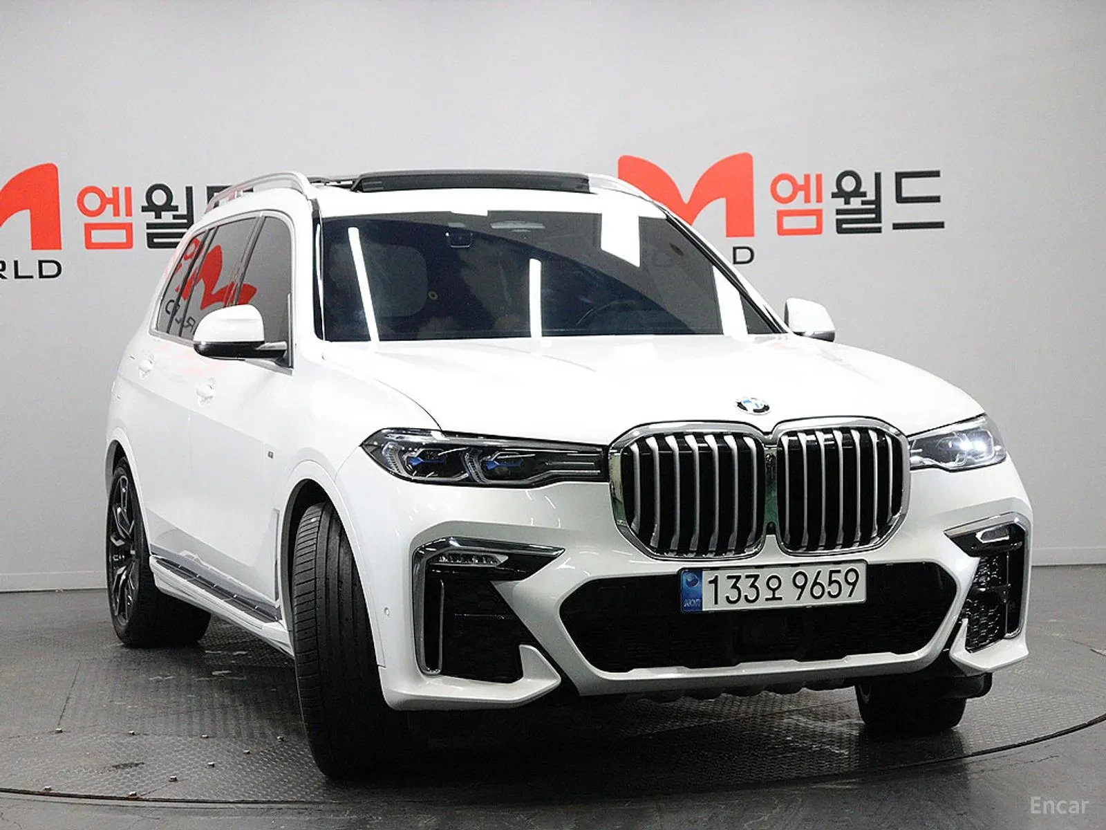 BMW X7 40I* XDRIVE* M-SPORT* 60000km!!!, снимка 2 - Автомобили и джипове - 55049679