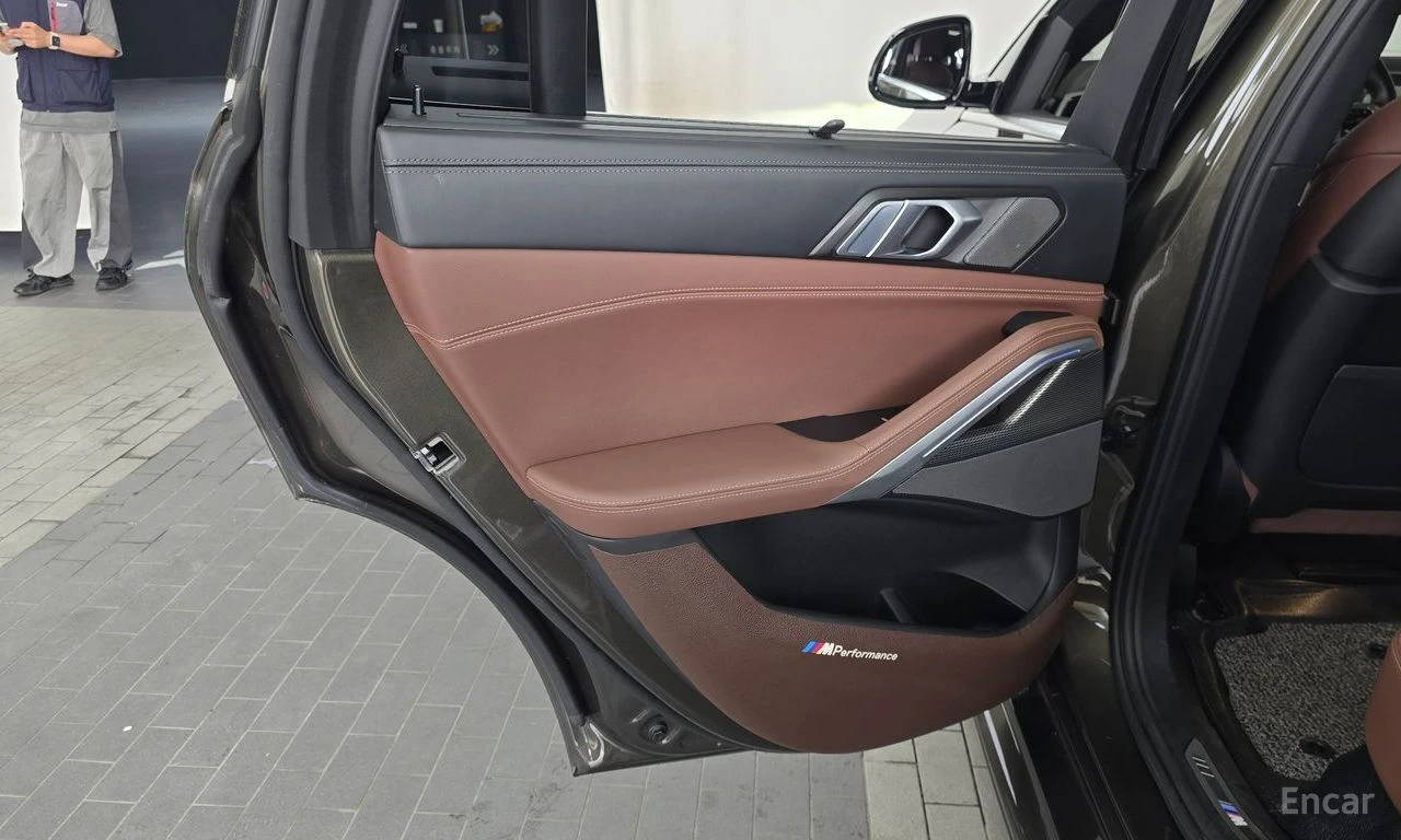 BMW X6 H/K * ОБДУХВАНЕ * HEAD-UP * ДИСТРОНИК * , снимка 16 - Автомобили и джипове - 55154967