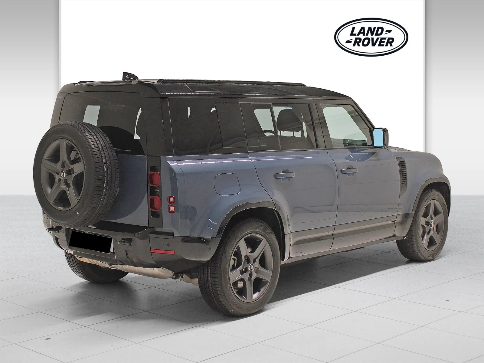 Land Rover Defender 110 D300 X-Dynamic SE, снимка 2 - Автомобили и джипове - 55938742
