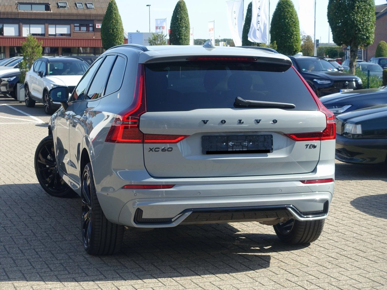 Volvo XC60 NEW 2026 T8 AWD Black Edition Ultra Four-C, снимка 4 - Автомобили и джипове - 56212123