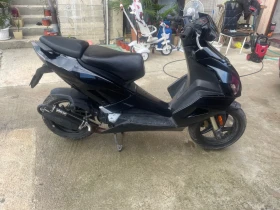     Aprilia Sr Factory 2012