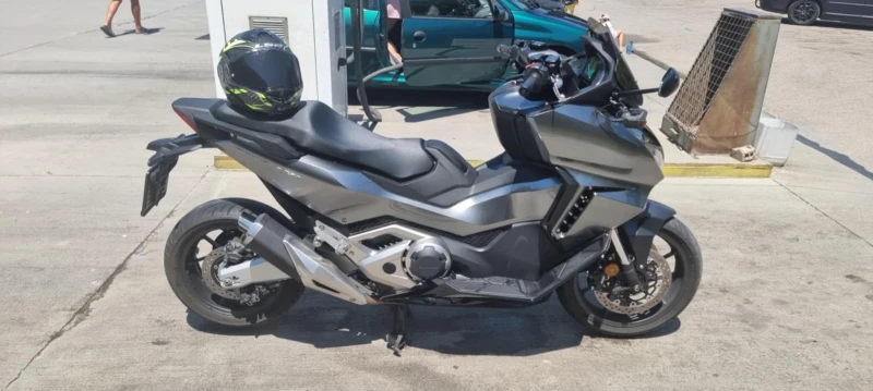 Honda Forza, снимка 2 - Мотоциклети и мототехника - 51106381