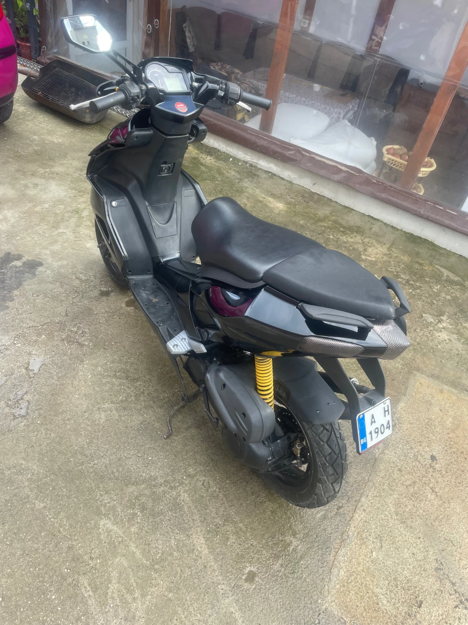 Aprilia Sr Factory 2012 - изображение 4