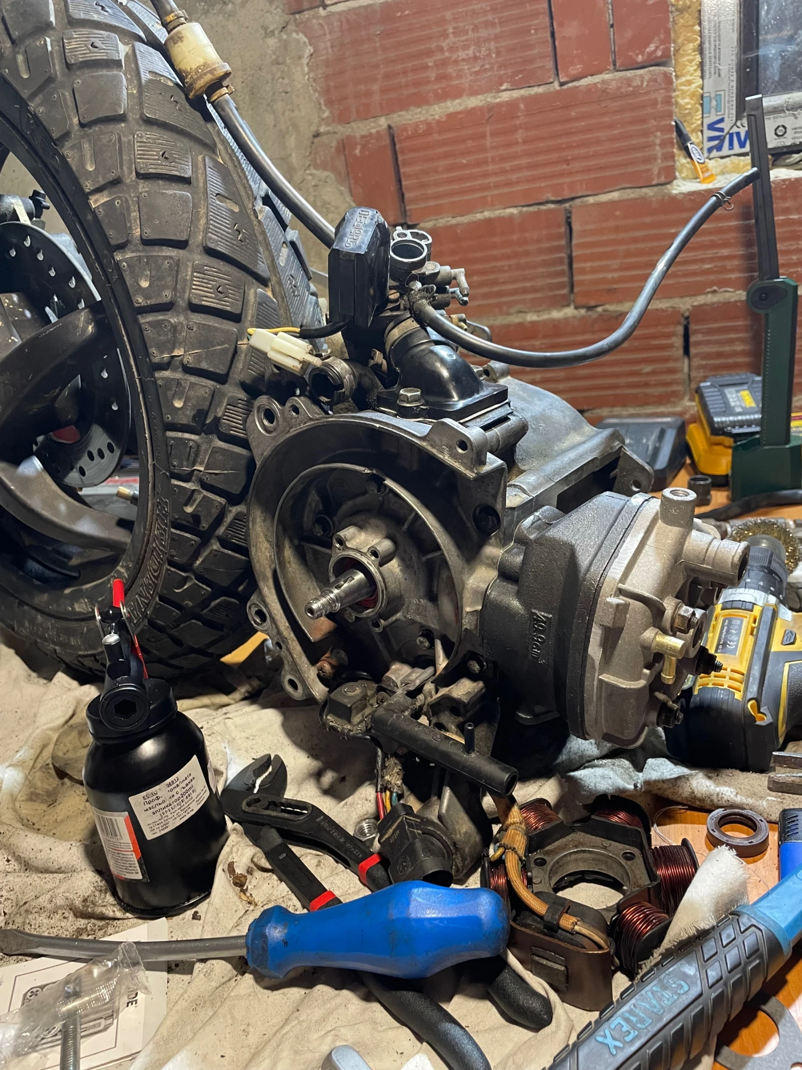 Aprilia Sr Factory 2012 - изображение 8