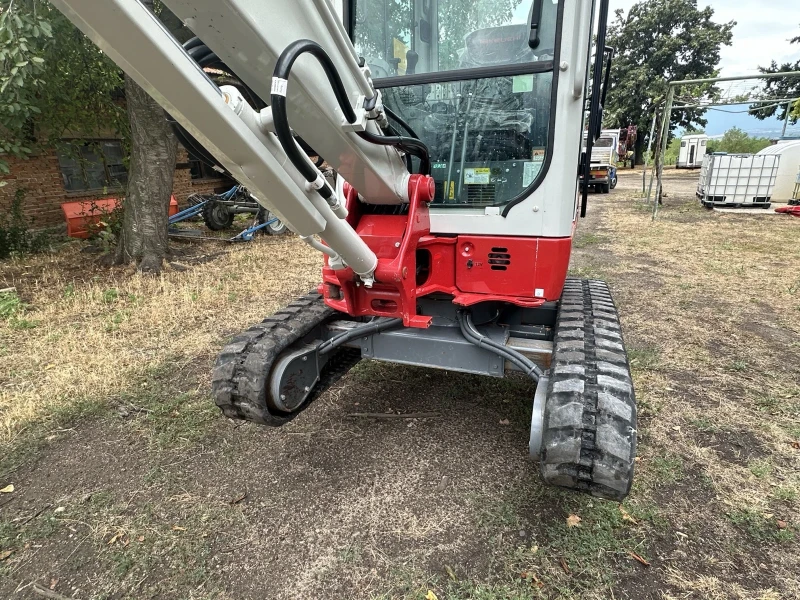 Багер Takeuchi TB225, снимка 6 - Индустриална техника - 47285204