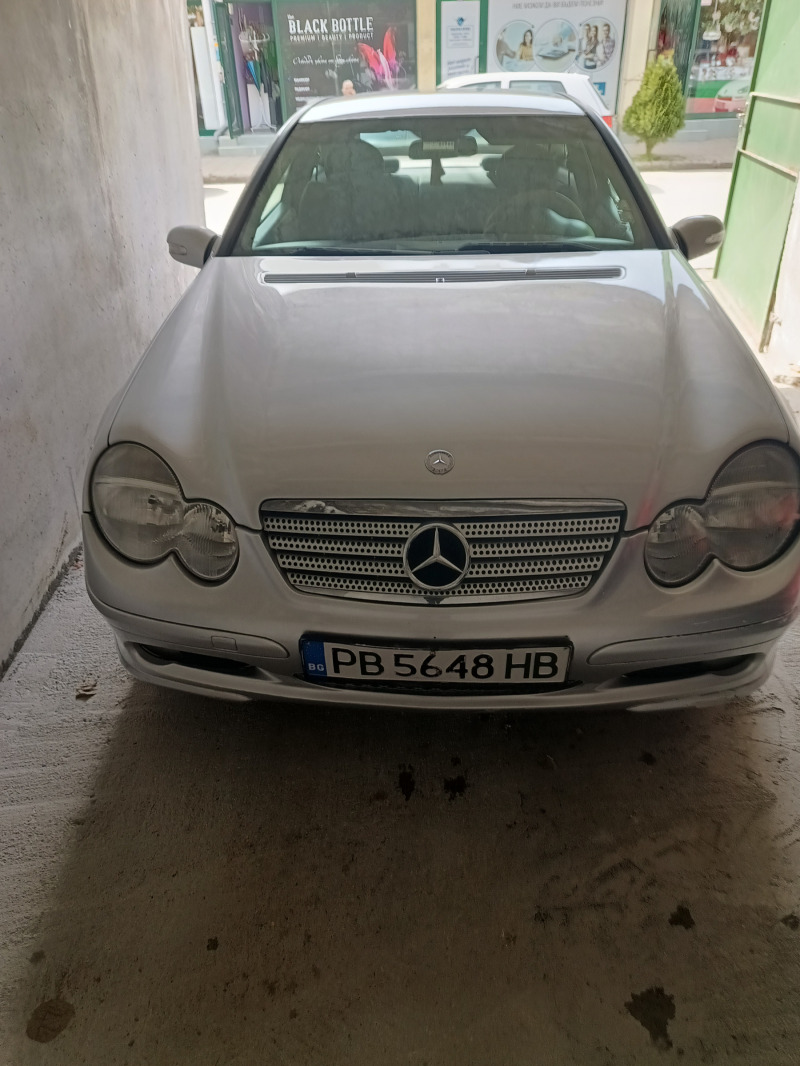 Mercedes-Benz C 200, снимка 6 - Автомобили и джипове - 45277160