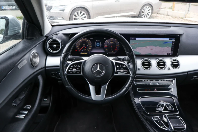 Mercedes-Benz E 200 Digital Wide-screen cockpit/9 G tronic/Burmeister , снимка 9 - Автомобили и джипове - 47637244