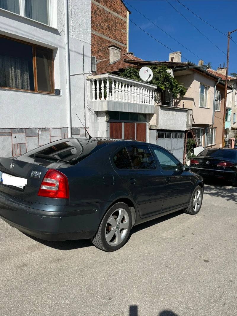 Skoda Octavia 2.00 TDI, снимка 5 - Автомобили и джипове - 47590986