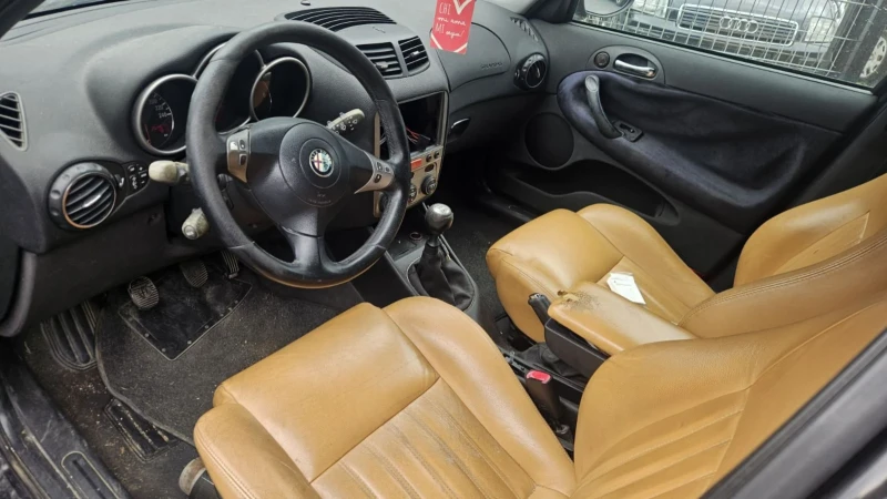 Alfa Romeo 147 1.9 gtd, снимка 5 - Автомобили и джипове - 51362647