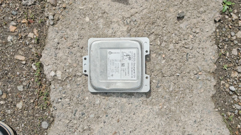 Mercedes-Benz E 350 Авангард, снимка 4 - Автомобили и джипове - 52633772