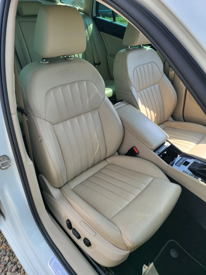 Skoda Superb Laurin & Klement, снимка 13 - Автомобили и джипове - 51300158