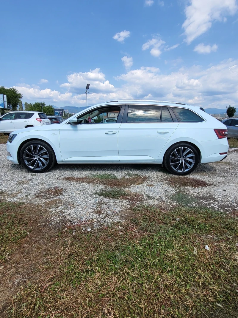 Skoda Superb Laurin & Klement, снимка 7 - Автомобили и джипове - 51300158