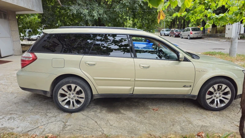Subaru Outback, снимка 10 - Автомобили и джипове - 51529591