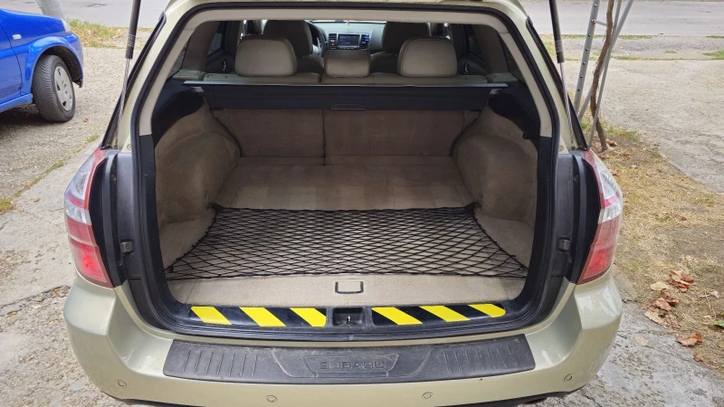 Subaru Outback, снимка 9 - Автомобили и джипове - 51529591