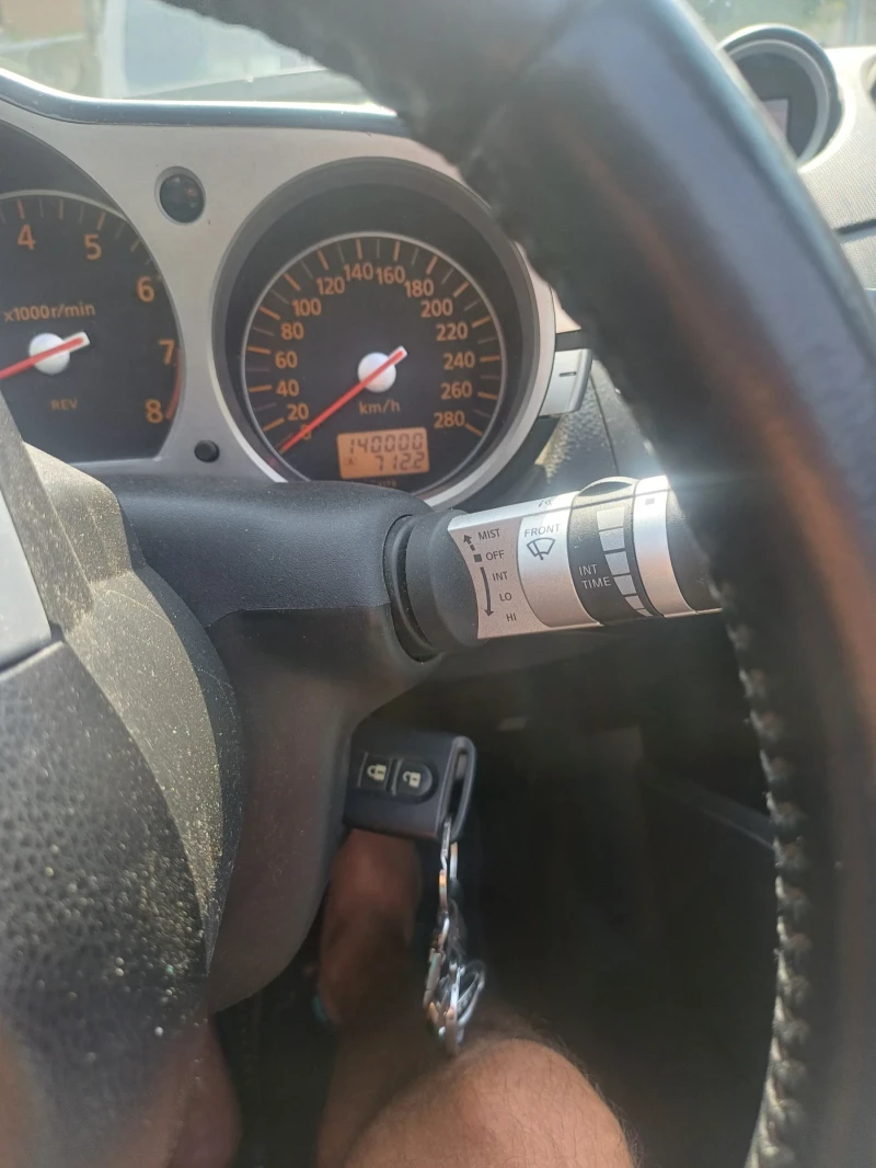 Nissan 350z Roadster, снимка 6 - Автомобили и джипове - 52977077