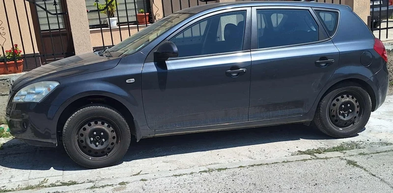 Kia Ceed, снимка 4 - Автомобили и джипове - 52532005
