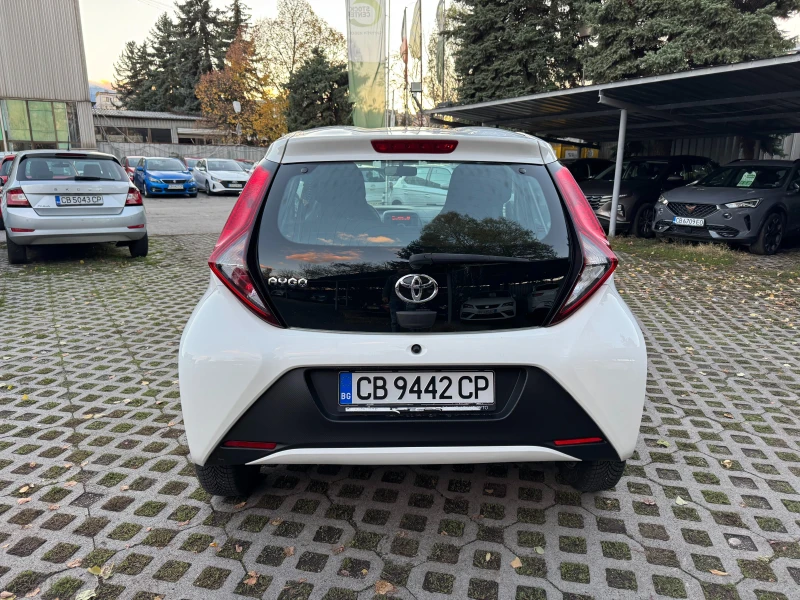 Toyota Aygo, снимка 5 - Автомобили и джипове - 52214420