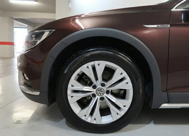 VW Passat Alltrack 2.0 TDI 4MOTION, 190 к.с., 2017 г., снимка 8 - Автомобили и джипове - 52770469