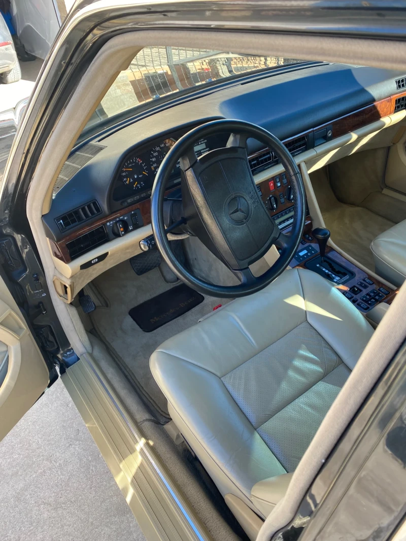 Mercedes-Benz 126 560 se, снимка 9 - Автомобили и джипове - 52940975