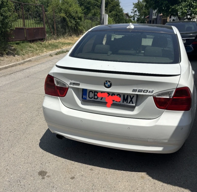 BMW 320 2.0, снимка 3 - Автомобили и джипове - 52955691