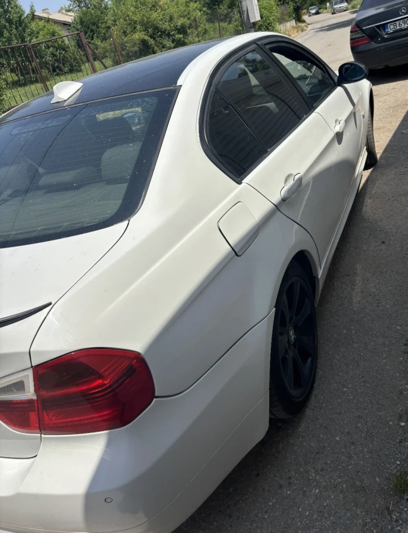 BMW 320 2.0, снимка 2 - Автомобили и джипове - 52955691