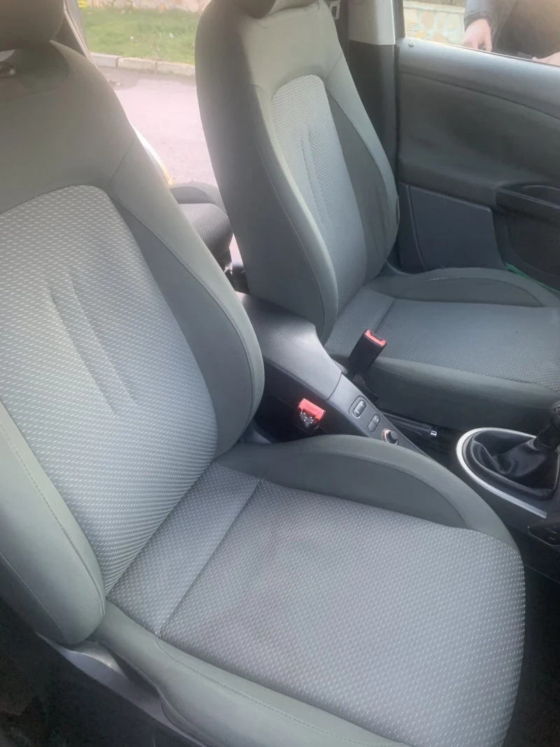 Seat Altea, снимка 9 - Автомобили и джипове - 52976113