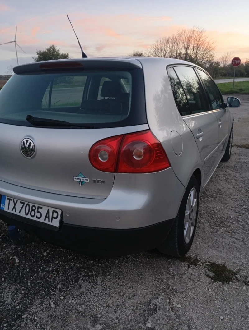 VW Golf, снимка 4 - Автомобили и джипове - 53035689