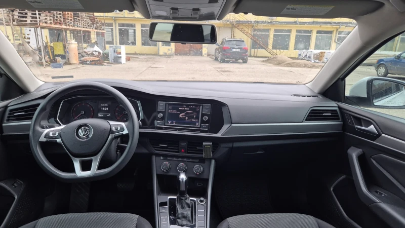 VW Jetta 1.4 150 кс, снимка 9 - Автомобили и джипове - 53497222