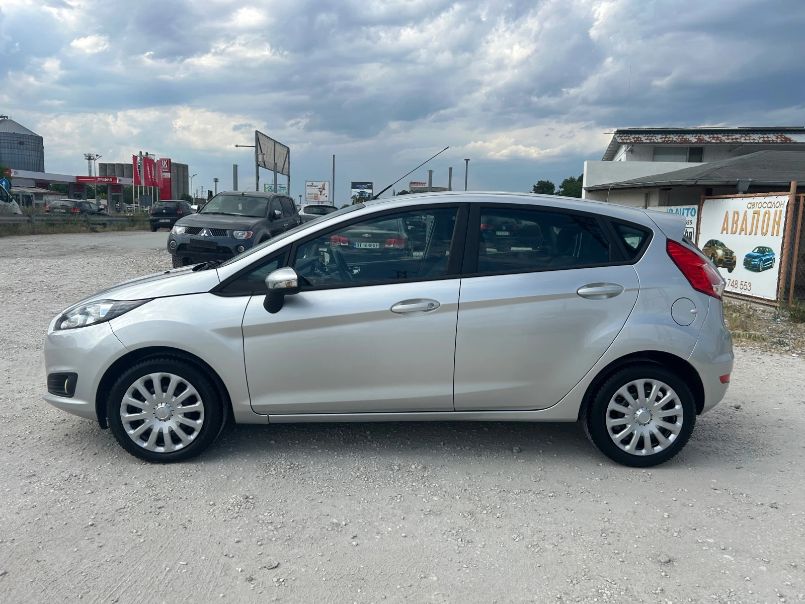 Ford Fiesta 1.4i* 97k.c* ГАЗ* TITANIUM - изображение 6