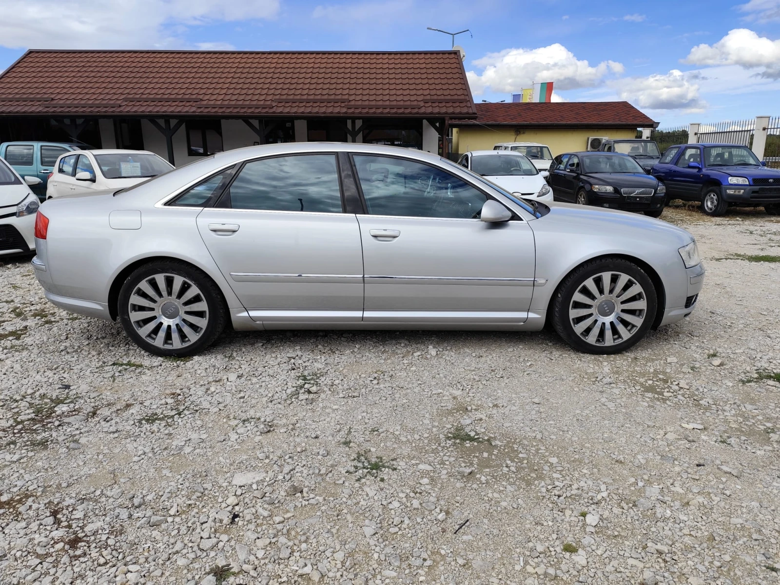 Audi A8 4.2 бензин Газ  - изображение 4